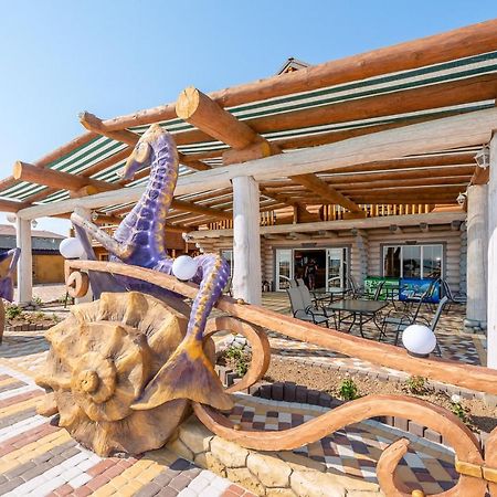 Пегас Hotel ซาลิซนีปอร์ต ภายนอก รูปภาพ