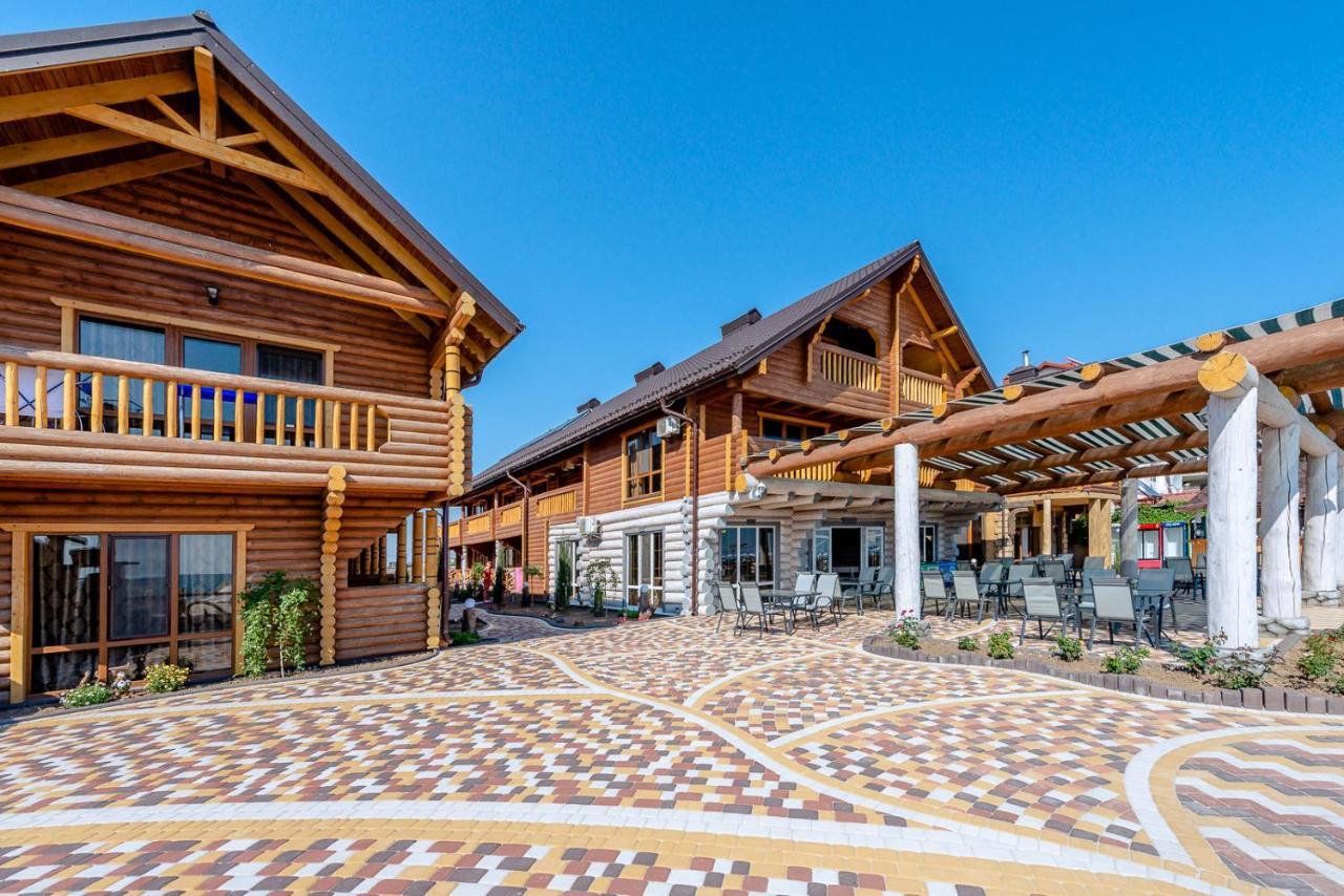 Пегас Hotel ซาลิซนีปอร์ต ภายนอก รูปภาพ