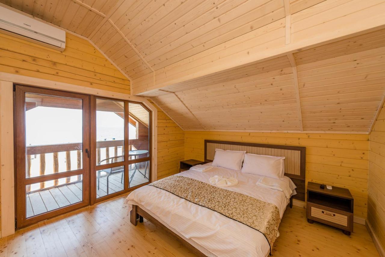Пегас Hotel ซาลิซนีปอร์ต ภายนอก รูปภาพ
