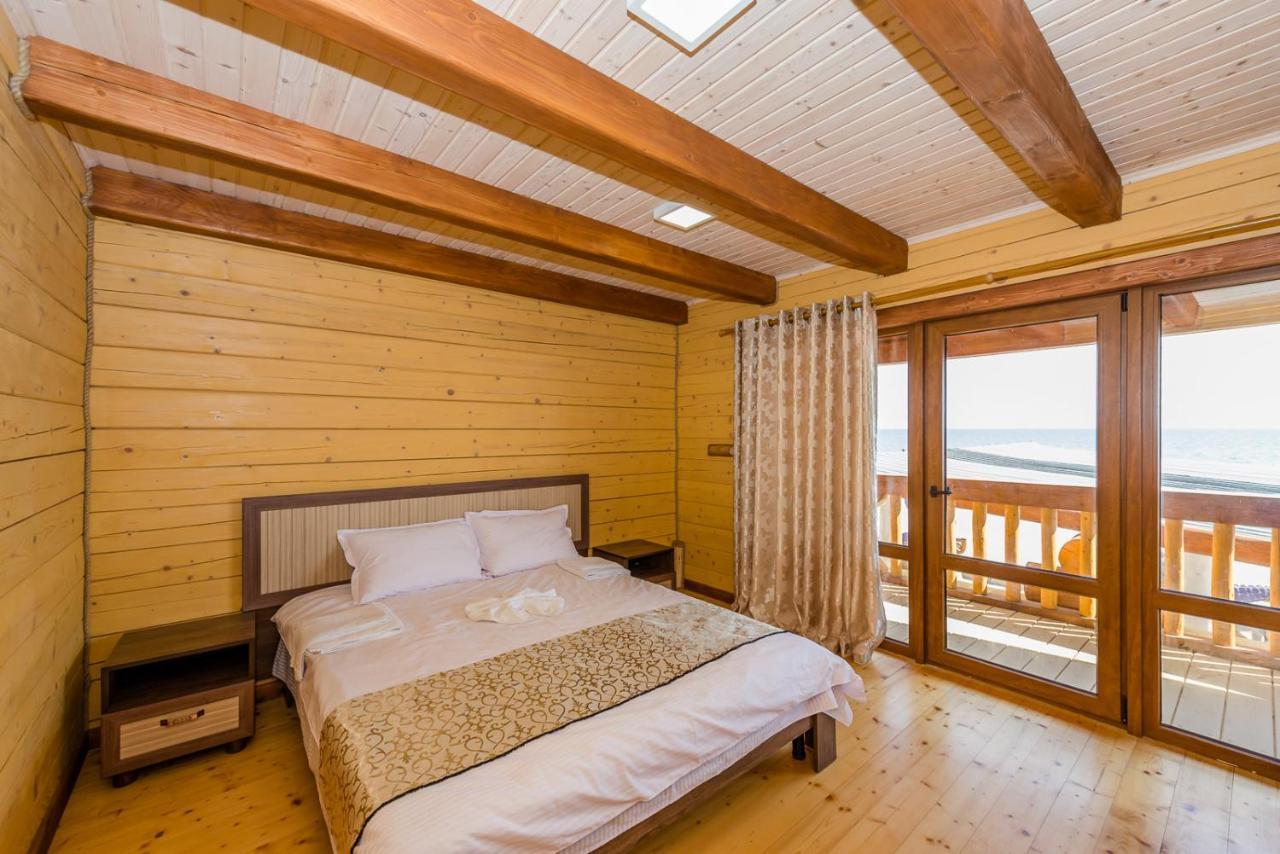 Пегас Hotel ซาลิซนีปอร์ต ภายนอก รูปภาพ