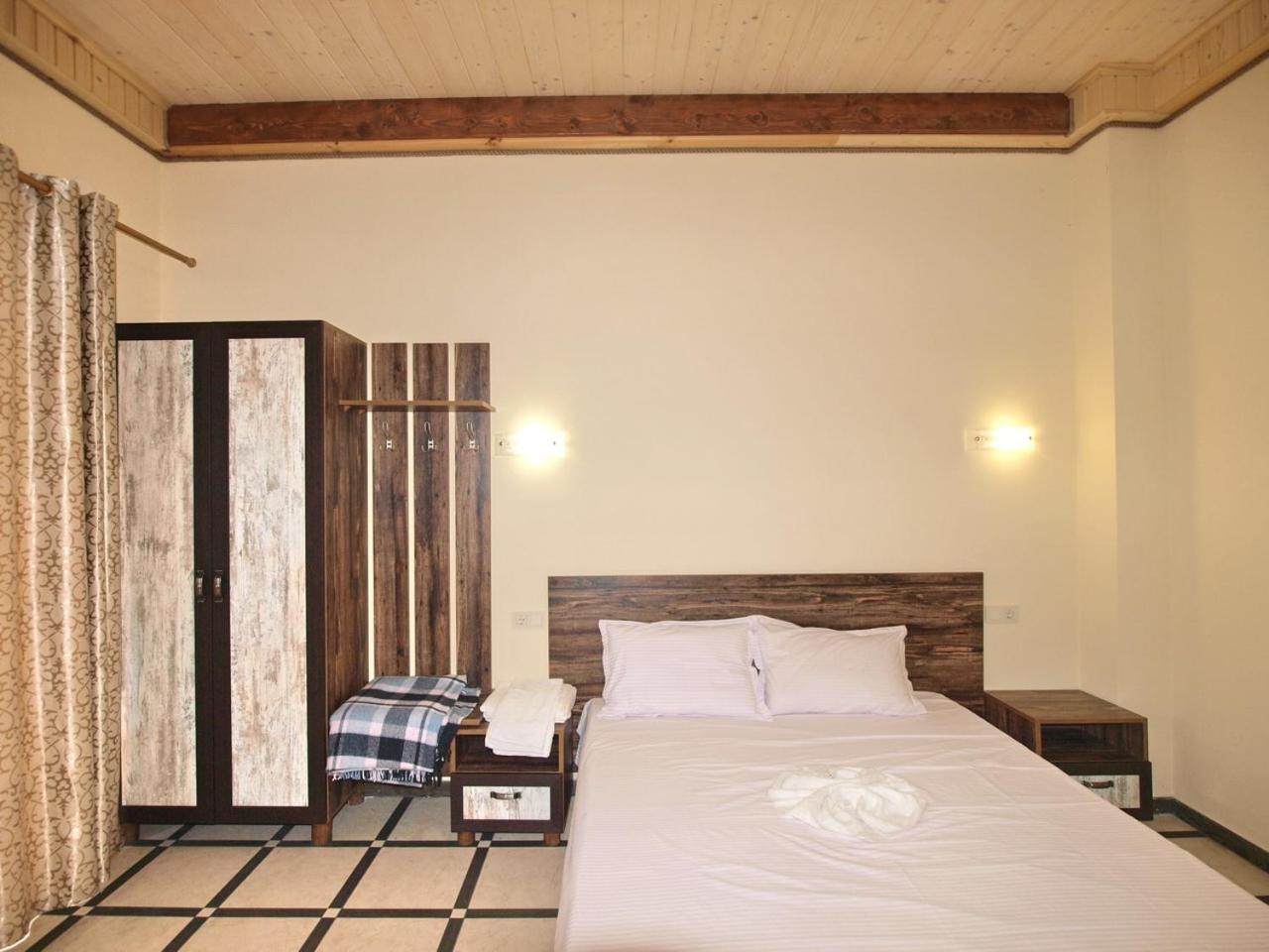 Пегас Hotel ซาลิซนีปอร์ต ภายนอก รูปภาพ