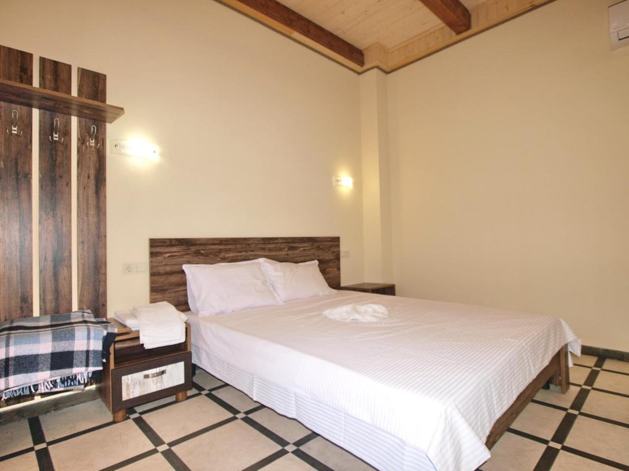 Пегас Hotel ซาลิซนีปอร์ต ภายนอก รูปภาพ