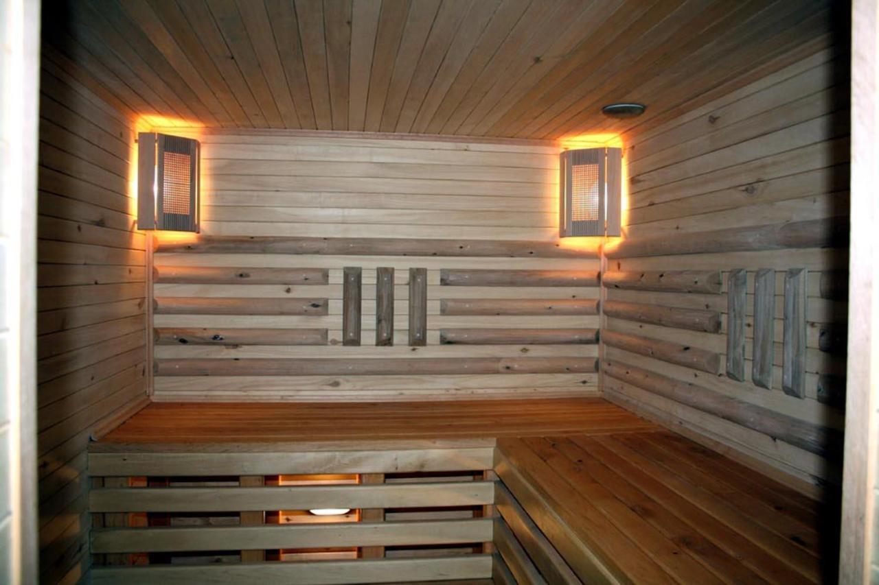 Пегас Hotel ซาลิซนีปอร์ต ภายนอก รูปภาพ